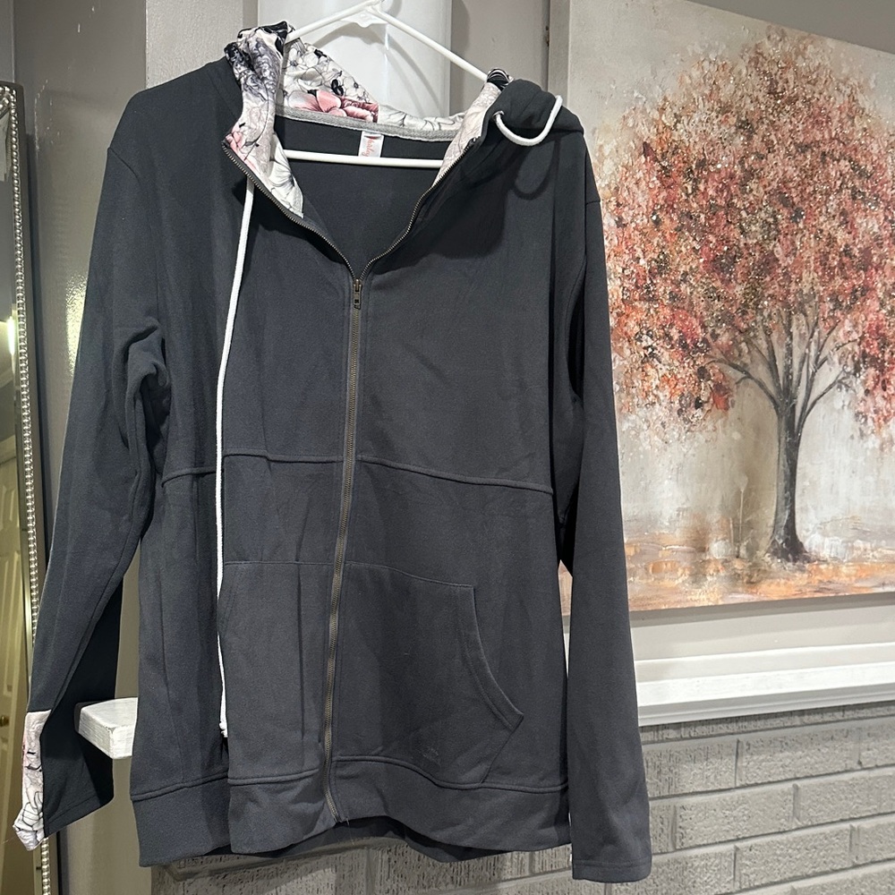 Women's Gray Zip-Up Jacket with Floral Lining